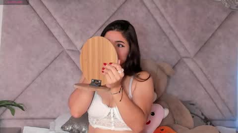 amora online show from April 2026 02:02:02 PM