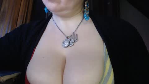 amorelara online show from March 2025 04:06:01 AM