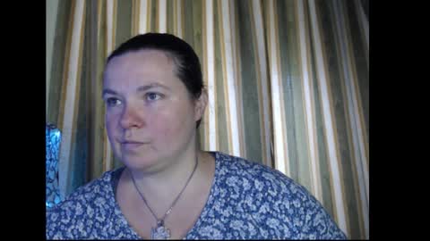 amorelara online show from September 2025 10:15:02 AM