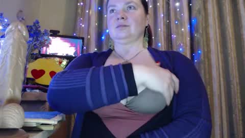 amorelara online show from February 2026 03:35:01 AM