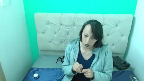 amoremerchmar online show from July 2026 03:43:01 AM