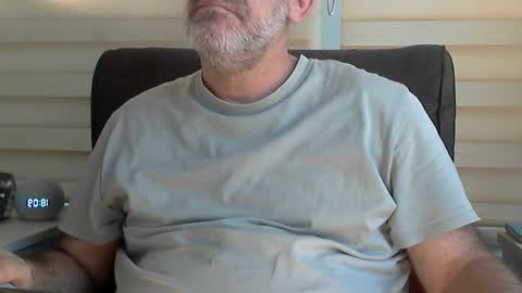 AmorLin online show from April 2026 03:09:01 PM