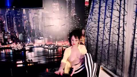 Snapshot of amour_sweet chatting on October 2025 06:31:01 PM Sarah online show from October 2025 06:31:01 PM