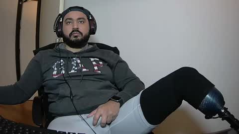 Amputee Leo online show from January 2025 05:06:01 PM