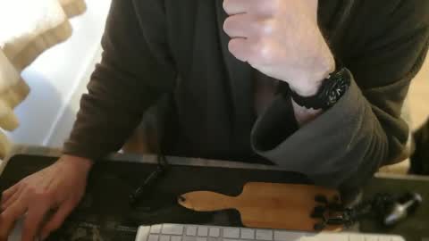 amslave4f online show from March 2026 07:45:02 AM