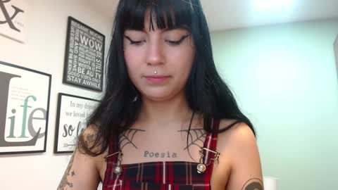 Snapshot of amy__adams1 chatting on December 2024 04:52:01 AM Amy 3 online show from December 2024 04:52:01 AM