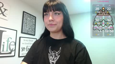 Snapshot of amy__adams1 chatting on December 2024 04:47:02 AM Amy 3 online show from December 2024 04:47:02 AM