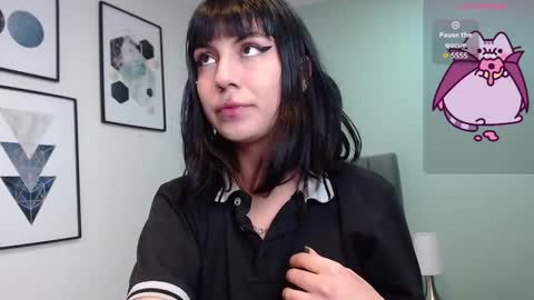 Snapshot of amy__adams1 chatting on November 2025 04:44:02 AM Amy 3 online show from November 2025 04:44:02 AM