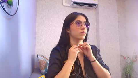 amy__wats0n online show from December 2025 07:09:01 PM