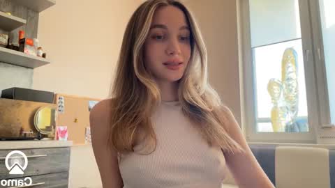 Amy Chill online show from February 2025 01:39:02 PM