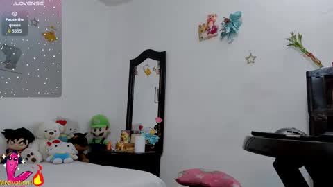 Amy online show from October 2025 07:03:01 PM