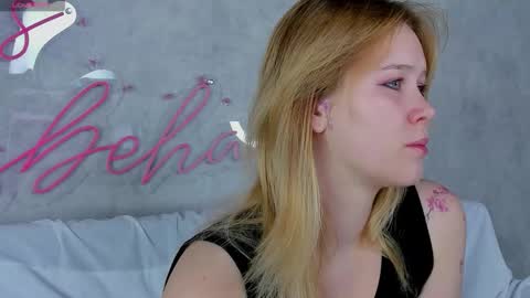 Amy online show from September 2025 12:26:02 AM