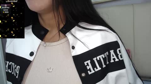 Snapshot of amy_le chatting on January 2025 01:46:01 PM Amy online show from January 2025 01:46:01 PM