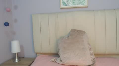 Snapshot of amy_le chatting on November 2025 01:34:01 PM Amy online show from November 2025 01:34:01 PM