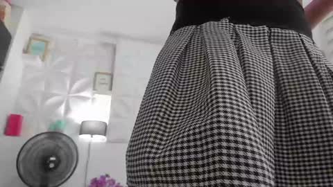 Amy Caroland online show from February 2025 05:24:01 AM