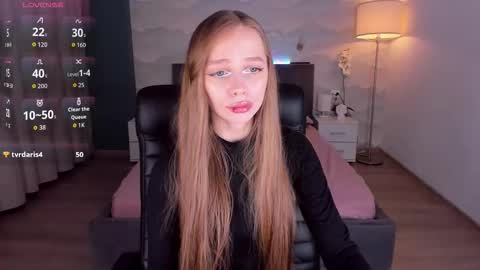 Snapshot of amy_vayne chatting on November 2025 04:40:02 PM Amy online show from November 2025 04:40:02 PM