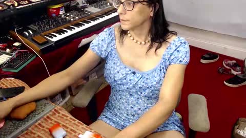 Trashely Gimpson online show from September 2025 09:01:02 AM