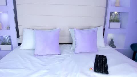 Snapshot of amycolman_ chatting on December 2025 12:09:01 PM amy online show from December 2025 12:09:01 PM