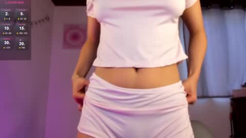 Amy online show from February 2025 08:57:01 PM