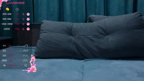 Anna online show from April 2026 09:39:33 PM