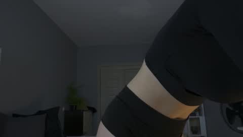 Snapshot of amylanee chatting on November 2025 08:36:01 AM amylanee online show from November 2025 08:36:01 AM