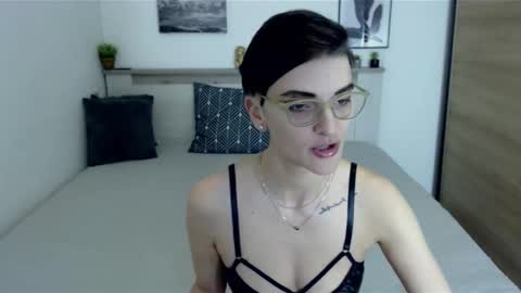 Snapshot of amylexy chatting on January 2025 11:07:02 AM Hi there guys  My pleasure in your hands  pvt is open online show from January 2025 11:07:02 AM