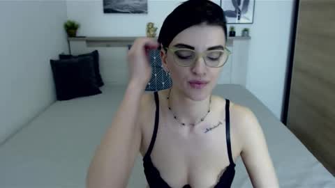 Snapshot of amylexy chatting on January 2025 12:41:02 PM Hi there guys  My pleasure in your hands  pvt is open online show from January 2025 12:41:02 PM