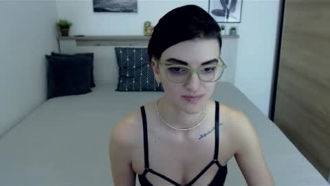 Snapshot of amylexy chatting on January 2025 05:32:01 PM Hi there guys  My pleasure in your hands  pvt is open online show from January 2025 05:32:01 PM