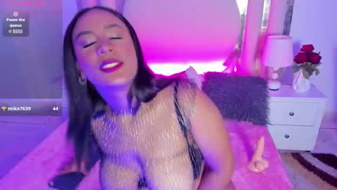 Snapshot of amymasson chatting on December 2024 05:37:02 PM Amy    online show from December 2024 05:37:02 PM