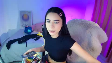 Snapshot of amyolimpo chatting on May 2026 01:56:01 AM Amy ... Nice to meet u thumb up me please its important online show from May 2026 01:56:01 AM