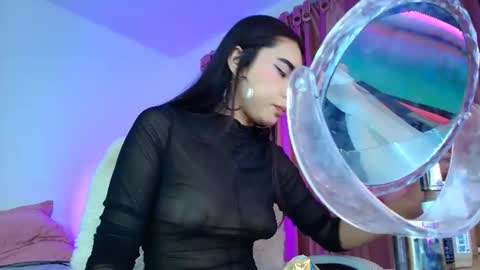 Snapshot of amyolimpo chatting on June 2026 01:27:01 AM Amy ... Nice to meet u thumb up me please its important online show from June 2026 01:27:01 AM