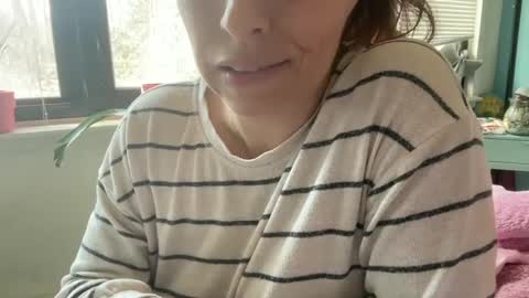 Snapshot of amysmilez chatting on February 2025 03:42:02 PM Amy Smilez online show from February 2025 03:42:02 PM