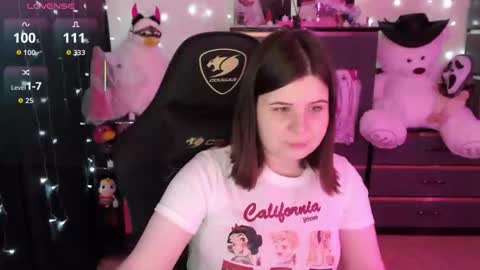 Snapshot of amyvibes chatting on October 2025 08:32:01 PM amyvibes online show from October 2025 08:32:01 PM