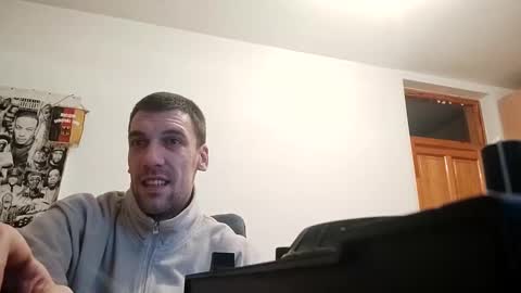 Snapshot of amyyrlikesdeep chatting on December 2024 12:44:01 AM amyyrlikesdeep online show from December 2024 12:44:01 AM