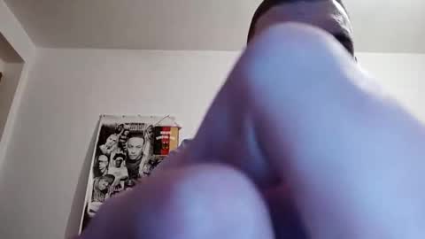 Snapshot of amyyrlikesdeep chatting on January 2025 12:50:01 AM amyyrlikesdeep online show from January 2025 12:50:01 AM