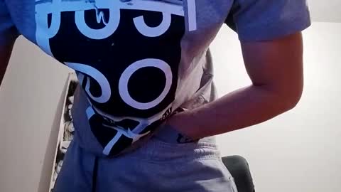 Snapshot of amyyrlikesdeep chatting on January 2025 05:21:01 PM amyyrlikesdeep online show from January 2025 05:21:01 PM