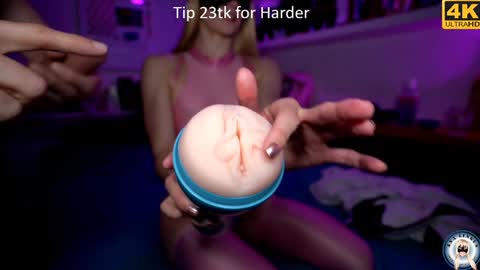 Ana   online show from March 2026 07:39:02 PM