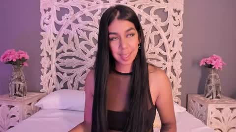 Ana Gonzalez online show from December 2025 08:26:02 PM