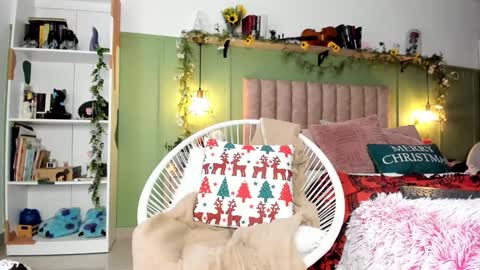 Snapshot of ana_jasper chatting on December 2024 09:06:01 PM Ana Maria online show from December 2024 09:06:01 PM