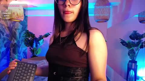 Ana online show from April 2026 04:10:02 AM