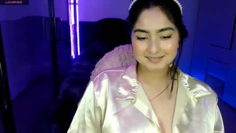 Snapshot of ana_ricciardi chatting on November 2025 04:34:01 AM Ana Ricciardi online show from November 2025 04:34:01 AM