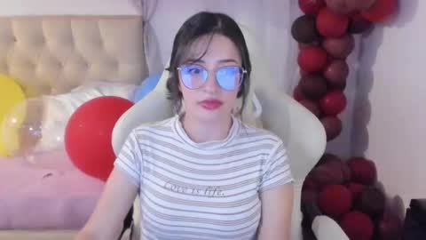 Snapshot of ana_ruuh chatting on January 2025 11:30:01 PM Im anna but you can call me as you want online show from January 2025 11:30:01 PM