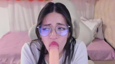 Snapshot of ana_ruuh chatting on February 2025 03:45:01 AM Im anna but you can call me as you want online show from February 2025 03:45:01 AM