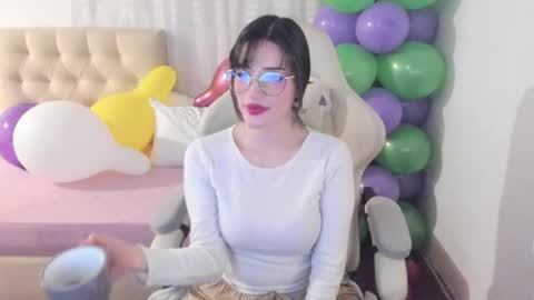 Snapshot of ana_ruuh chatting on October 2025 10:21:02 PM Im anna but you can call me as you want online show from October 2025 10:21:02 PM