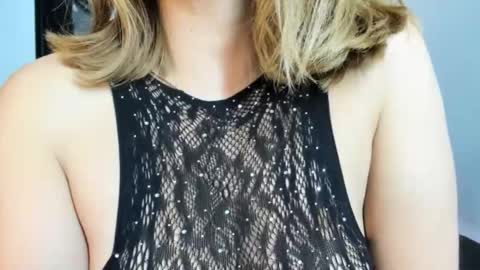 Ana online show from January 2026 01:08:01 AM