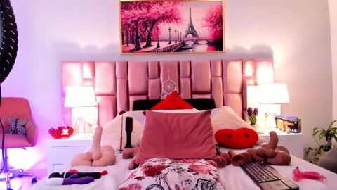 Snapshot of anaa_bellaa chatting on October 2025 12:15:02 PM anaa_bellaa online show from October 2025 12:15:02 PM