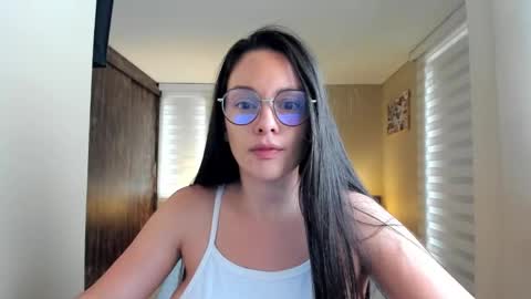 Anabel online show from January 2025 04:41:01 PM