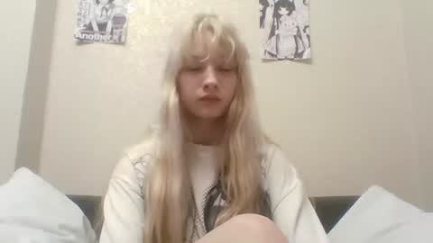 Snapshot of anabelbrando chatting on July 2026 07:20:02 PM Malvina online show from July 2026 07:20:02 PM