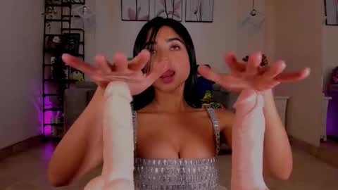 Ana and Nixon online show from October 2025 07:51:01 PM