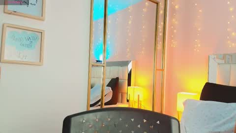 Anahi  online show from March 2026 07:29:01 PM